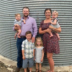 Meet your Posher, Chantelle